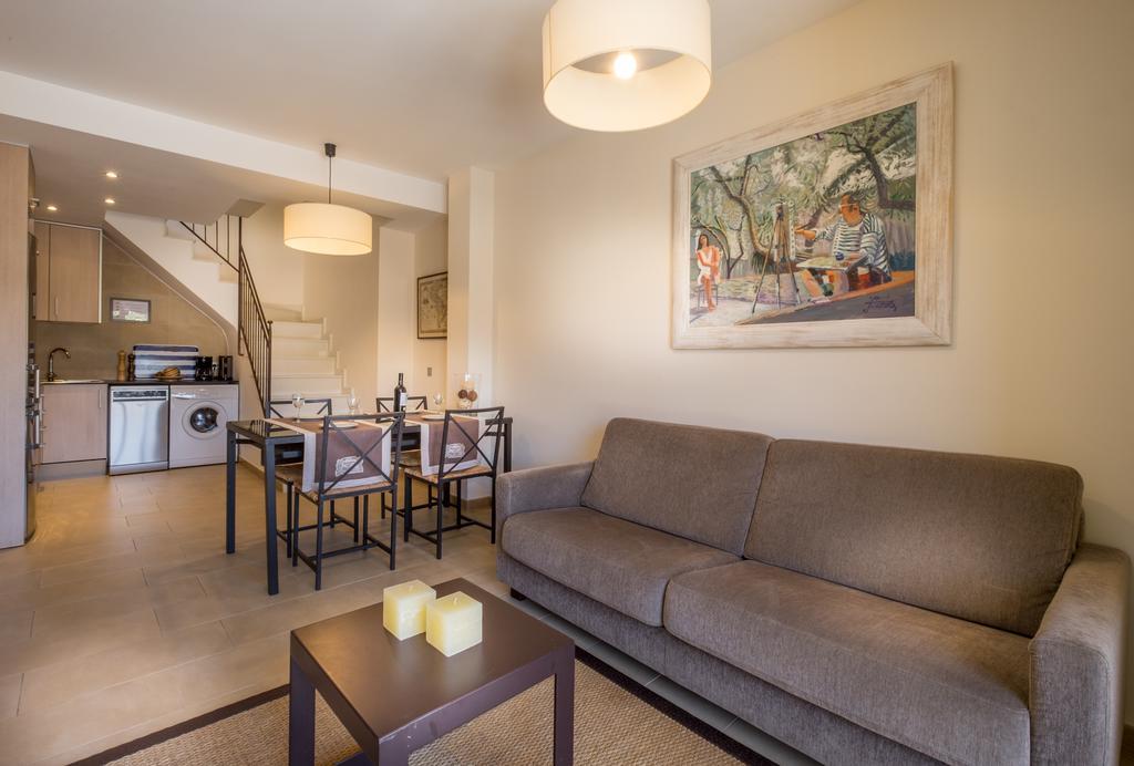 Can Tarongeta Apartments Палафругел Екстериор снимка